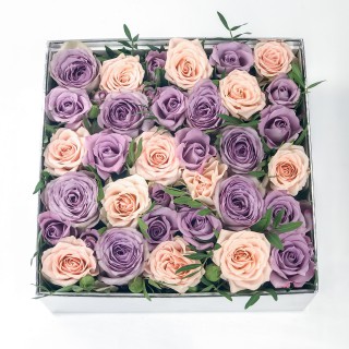 Цветочная коробка из роз №9